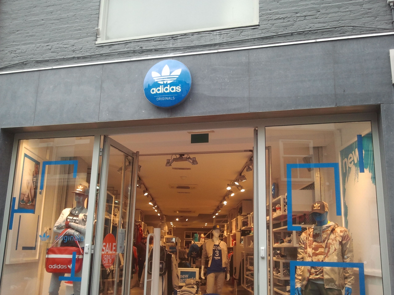 Adidas Store